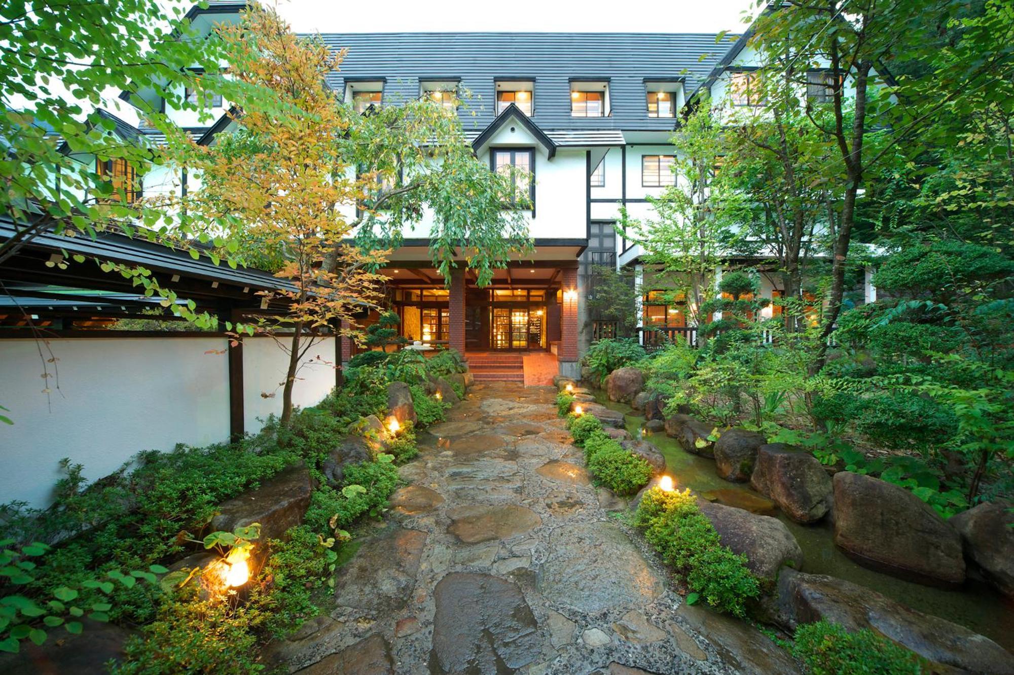 โรงแรมโฮดะคะโซ ยามาโนะ ทาคายาม่า ภายนอก รูปภาพ