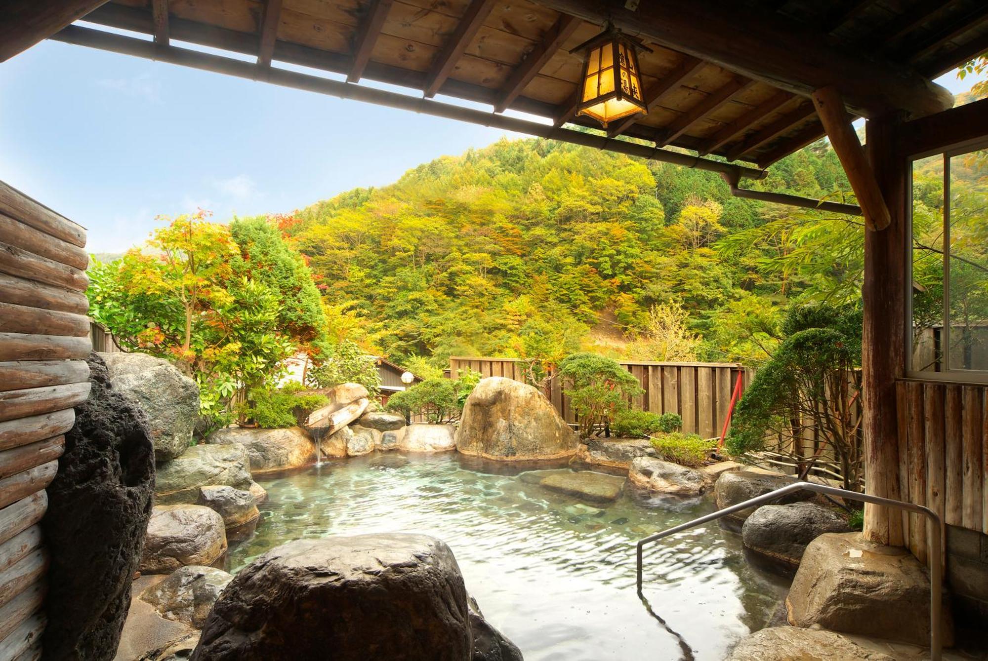 โรงแรมโฮดะคะโซ ยามาโนะ ทาคายาม่า ภายนอก รูปภาพ