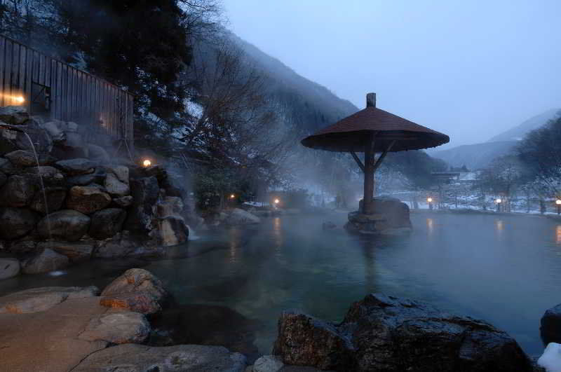 โรงแรมโฮดะคะโซ ยามาโนะ ทาคายาม่า ภายนอก รูปภาพ