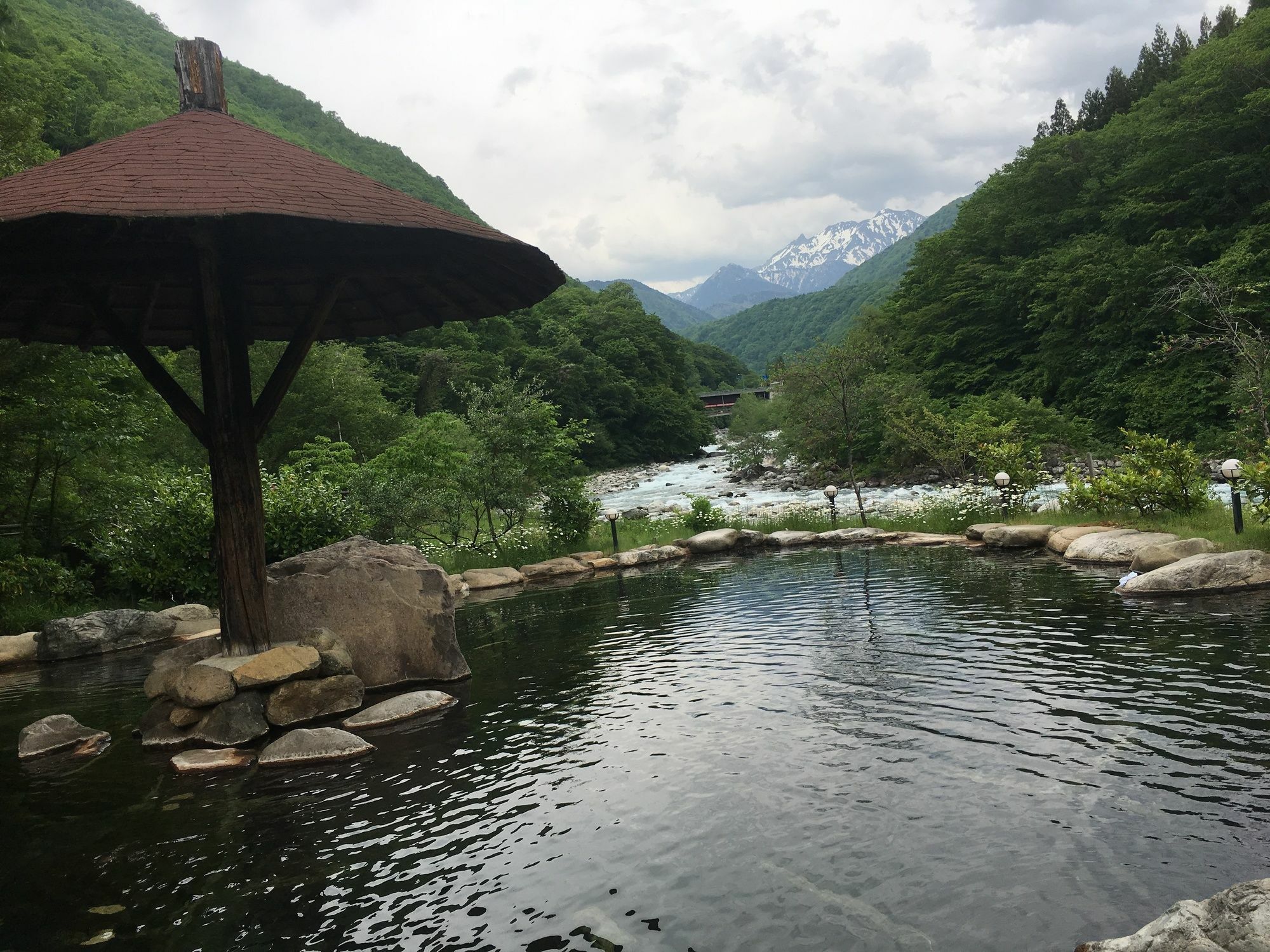โรงแรมโฮดะคะโซ ยามาโนะ ทาคายาม่า ภายนอก รูปภาพ